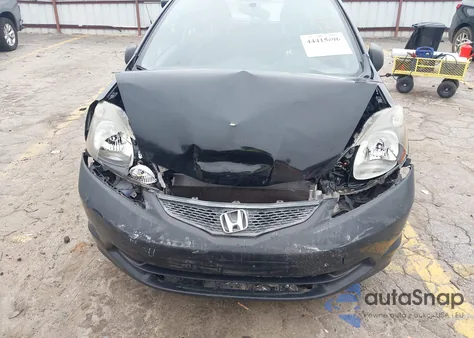 2010 Honda Fit z USA, uszkodzony, nr VIN JHMGE8H27AS017970